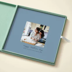 The Mother's Day Minimalist