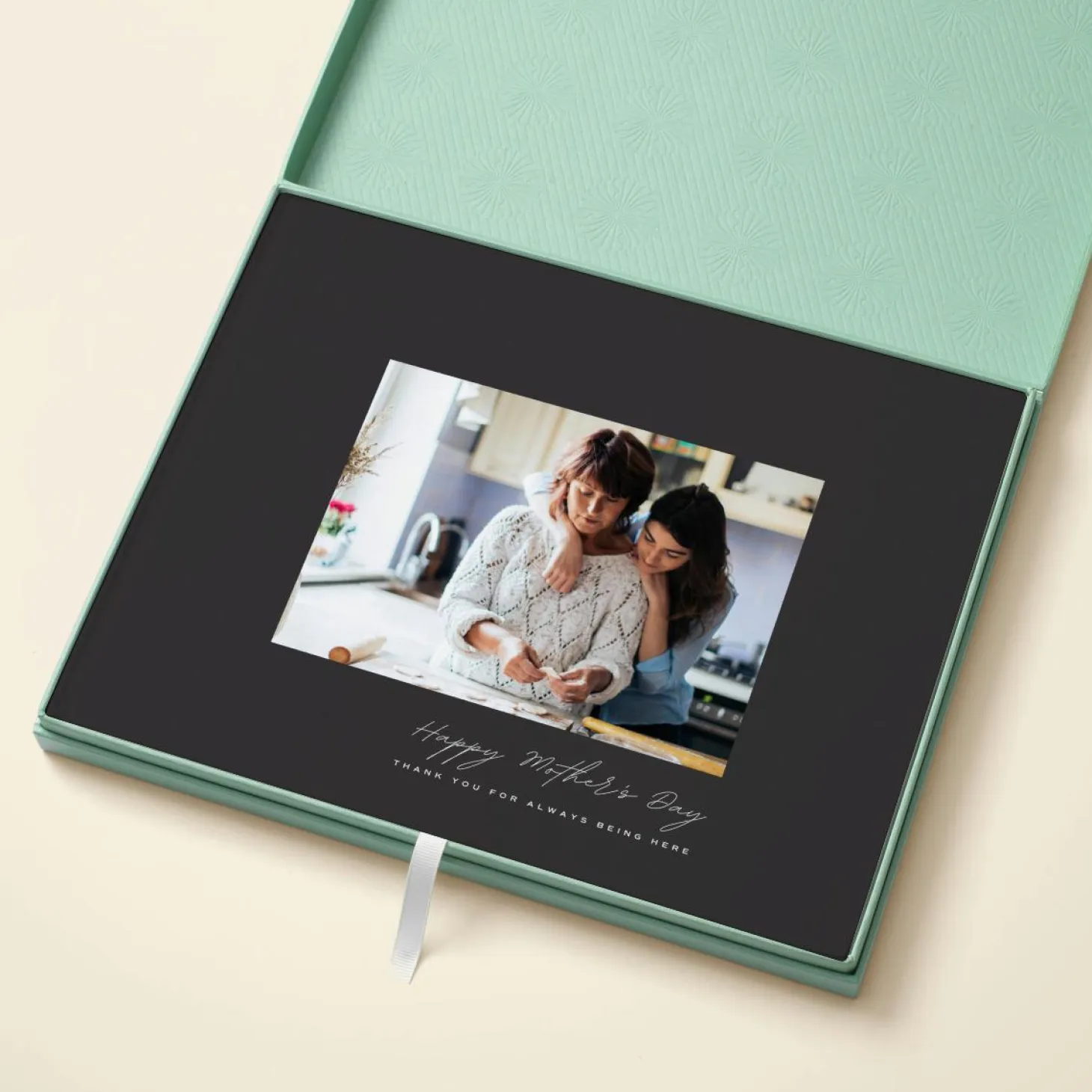 The Mother's Day Minimalist